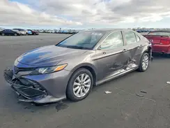 4T1B11HK9JU642806 2018 TOYOTA CAMRY