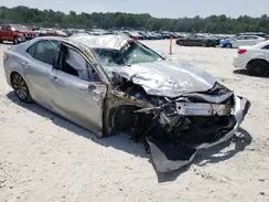 4T1B11HK9JU647410 2018 TOYOTA CAMRY