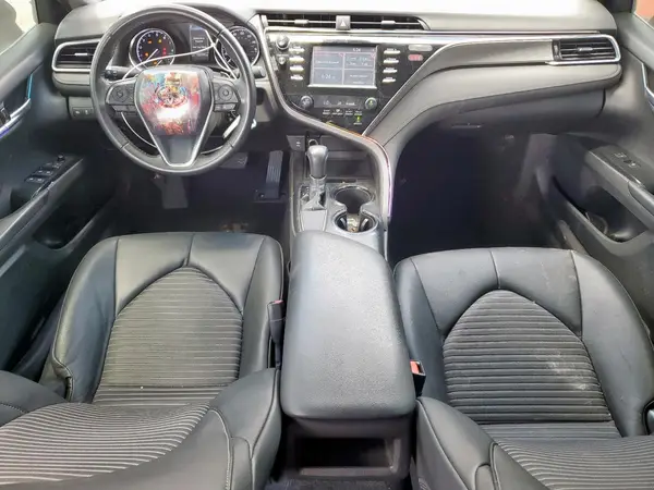4T1B11HK9JU649657 2018 TOYOTA CAMRY - Image 8