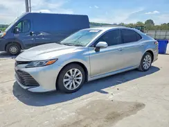 4T1B11HK9JU650923 2018 TOYOTA CAMRY