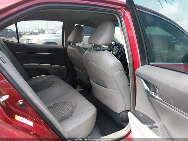 4T1B11HK9JU651036 2018 TOYOTA CAMRY - Image 8