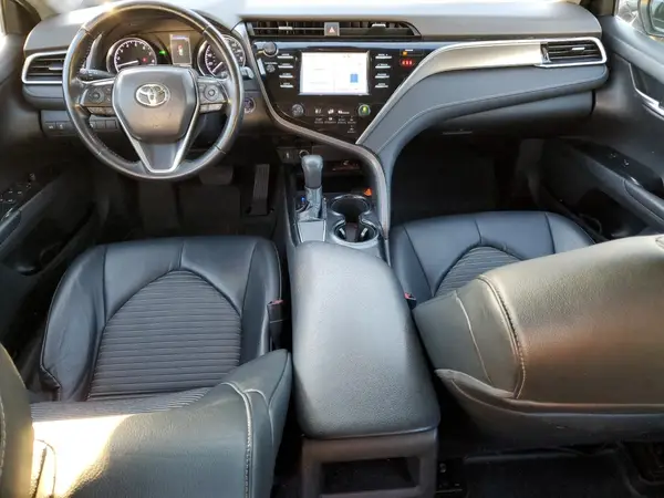4T1B11HK9JU657161 2018 TOYOTA CAMRY - Image 8