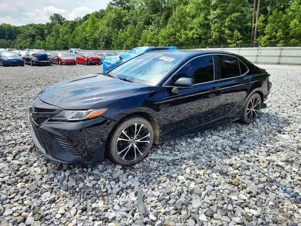 4T1B11HK9JU658715 2018 TOYOTA CAMRY - Image 1