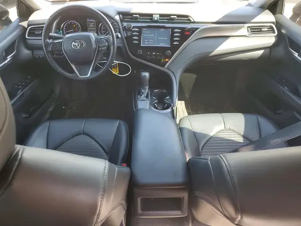 4T1B11HK9JU660139 2018 TOYOTA CAMRY - Image 8