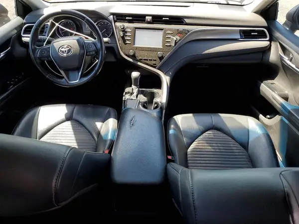4T1B11HK9JU664319 2018 TOYOTA CAMRY - Image 8