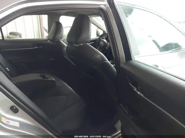 4T1B11HK9JU668547 2018 TOYOTA CAMRY - Image 8