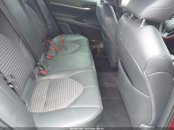 4T1B11HK9JU669052 2018 TOYOTA CAMRY - Image 8