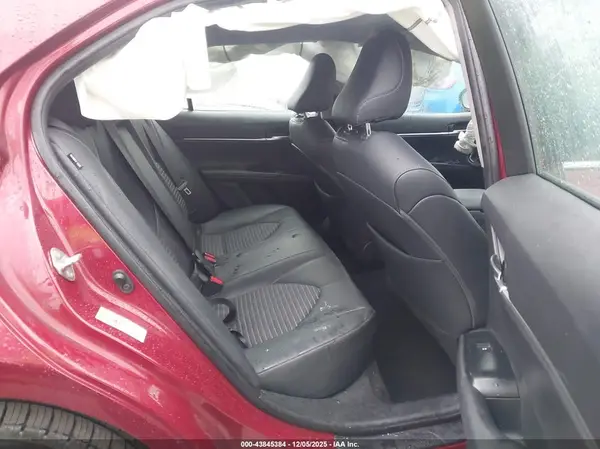 4T1B11HK9JU672503 2018 TOYOTA CAMRY - Image 8