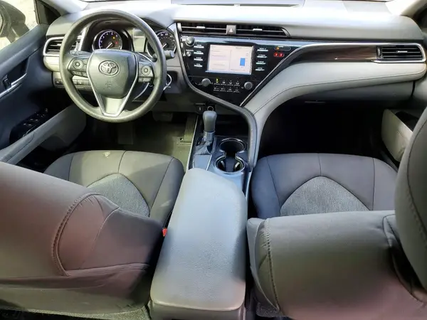 4T1B11HK9JU673828 2018 TOYOTA CAMRY - Image 8