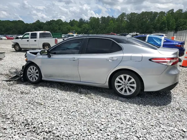 4T1B11HK9KU161049 2019 TOYOTA CAMRY - Image 2