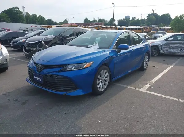 4T1B11HK9KU161441 2019 TOYOTA CAMRY - Image 2