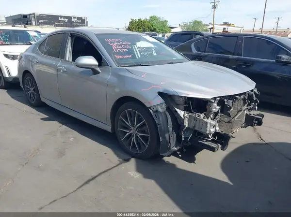 4T1B11HK9KU167143 2019 TOYOTA CAMRY - Image 1