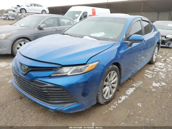 4T1B11HK9KU168552 2019 TOYOTA CAMRY - Image 2