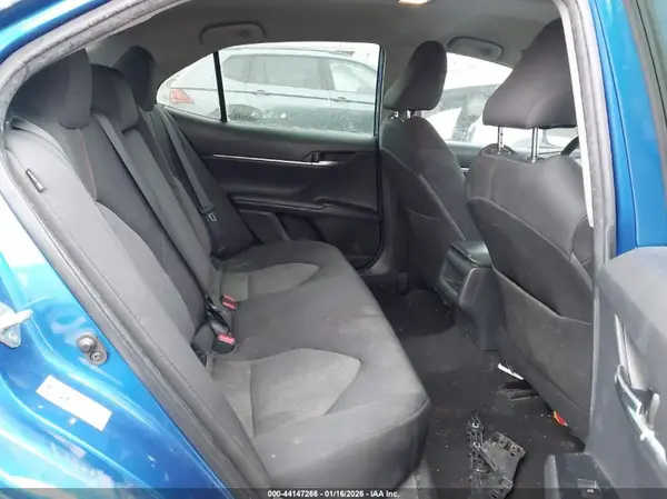 4T1B11HK9KU168552 2019 TOYOTA CAMRY - Image 8