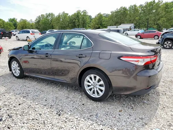 4T1B11HK9KU170091 2019 TOYOTA CAMRY - Image 2