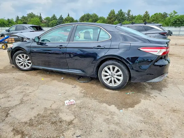 4T1B11HK9KU173475 2019 TOYOTA CAMRY - Image 2
