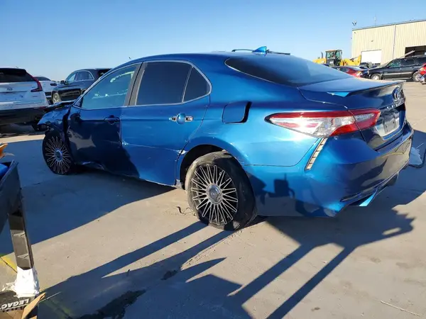 4T1B11HK9KU173511 2019 TOYOTA CAMRY - Image 2