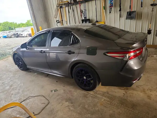 4T1B11HK9KU174366 2019 TOYOTA CAMRY - Image 2