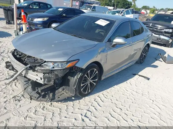 4T1B11HK9KU175078 2019 TOYOTA CAMRY - Image 2