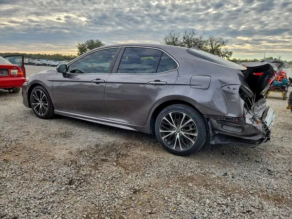 4T1B11HK9KU175291 2019 TOYOTA CAMRY - Image 2