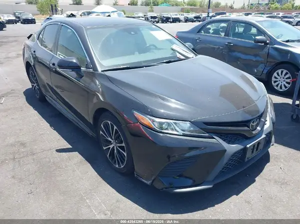 4T1B11HK9KU188431 2019 TOYOTA CAMRY - Image 1