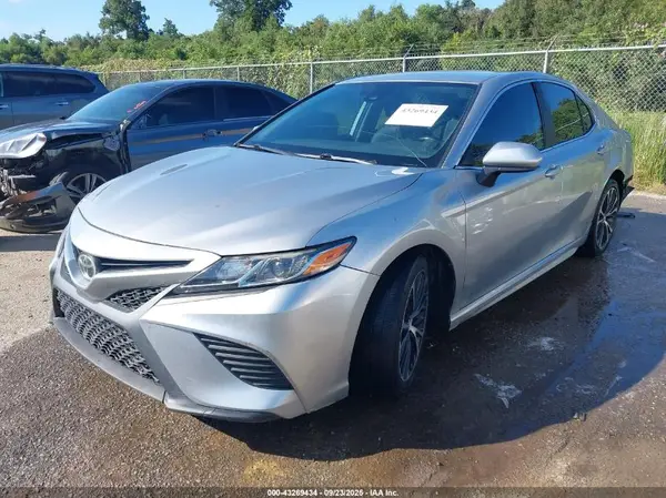 4T1B11HK9KU190616 2019 TOYOTA CAMRY - Image 2