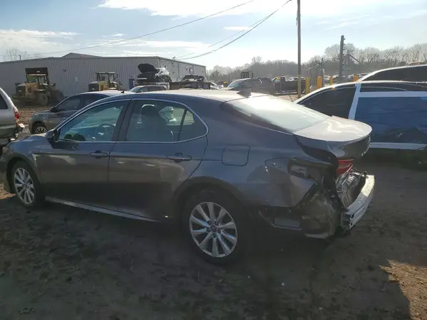 4T1B11HK9KU193516 2019 TOYOTA CAMRY - Image 2
