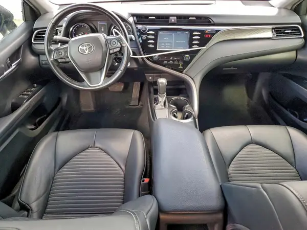 4T1B11HK9KU196318 2019 TOYOTA CAMRY - Image 8