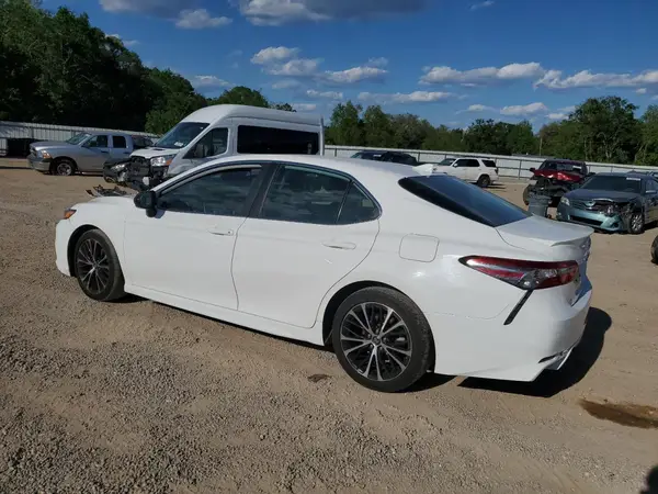 4T1B11HK9KU198005 2019 TOYOTA CAMRY - Image 2