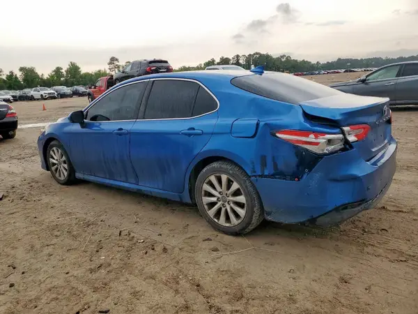 4T1B11HK9KU198425 2019 TOYOTA CAMRY - Image 2