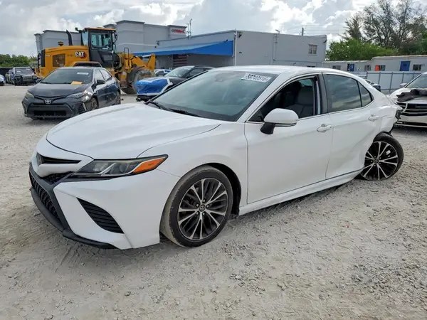 4T1B11HK9KU201095 2019 TOYOTA CAMRY - Image 1