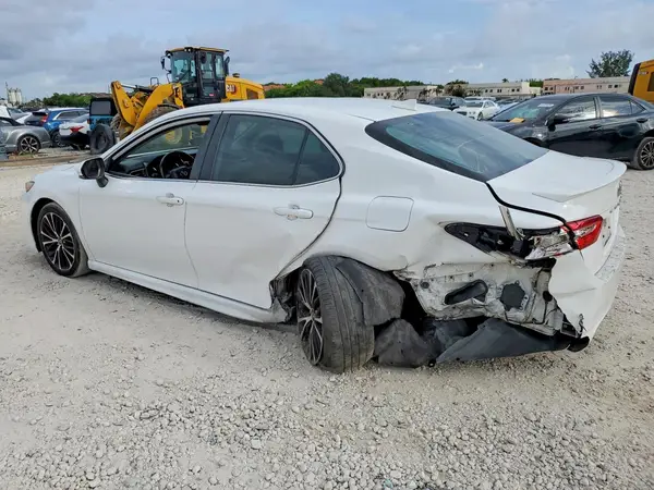 4T1B11HK9KU201095 2019 TOYOTA CAMRY - Image 2