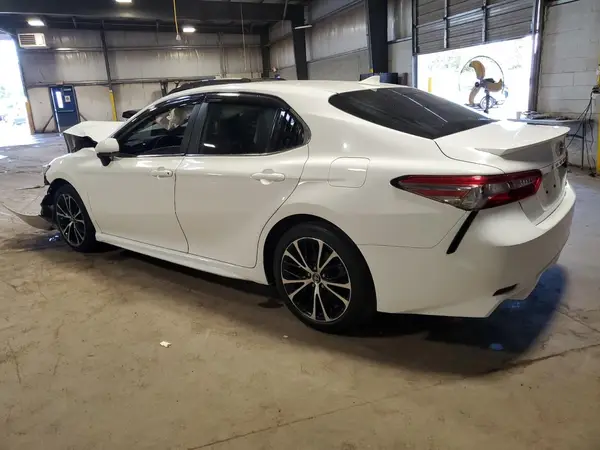 4T1B11HK9KU201873 2019 TOYOTA CAMRY - Image 2