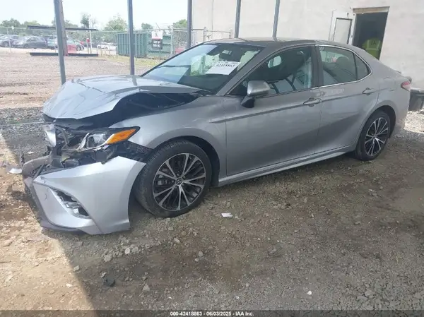 4T1B11HK9KU206958 2019 TOYOTA CAMRY - Image 2