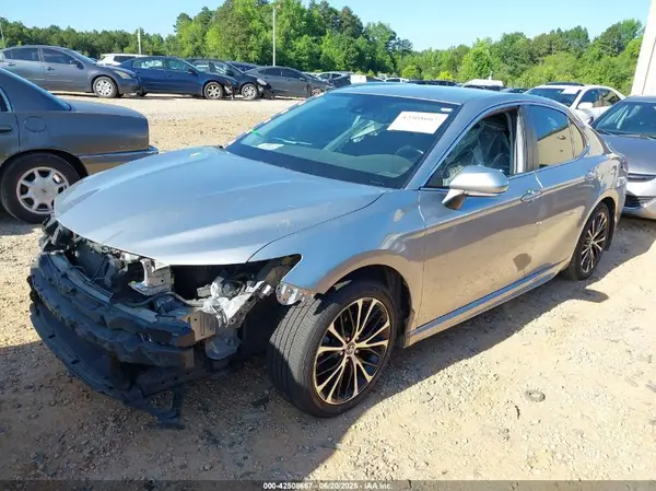 4T1B11HK9KU207124 2019 TOYOTA CAMRY - Image 2