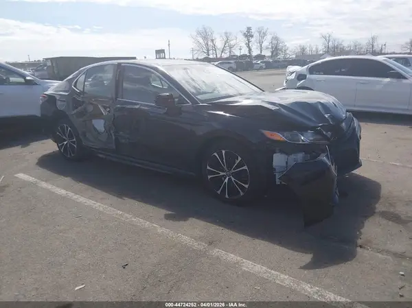 4T1B11HK9KU210587 2019 TOYOTA CAMRY - Image 1