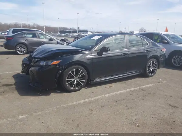 4T1B11HK9KU210587 2019 TOYOTA CAMRY - Image 2
