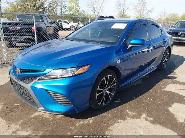 4T1B11HK9KU212193 2019 TOYOTA CAMRY - Image 2