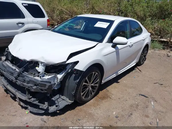 4T1B11HK9KU215515 2019 TOYOTA CAMRY - Image 2