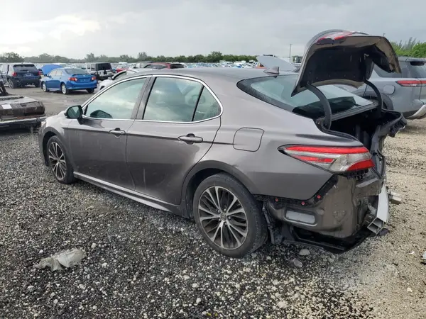 4T1B11HK9KU223114 2019 TOYOTA CAMRY - Image 2
