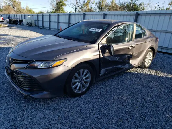 4T1B11HK9KU223596 2019 TOYOTA CAMRY - Image 1