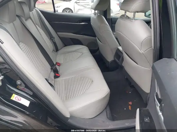 4T1B11HK9KU224764 2019 TOYOTA CAMRY - Image 8