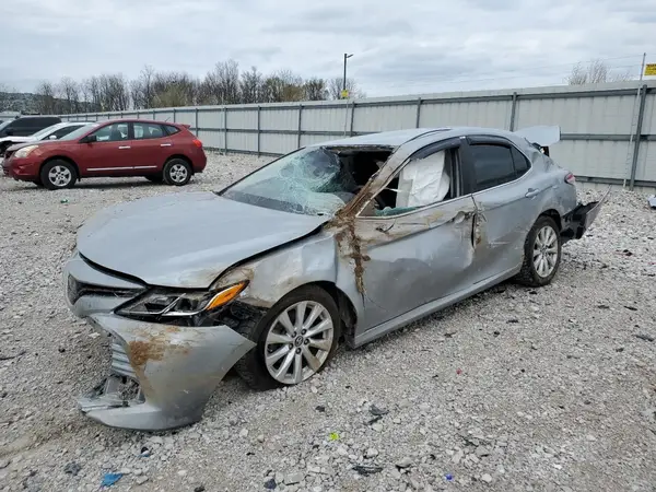 4T1B11HK9KU225042 2019 TOYOTA CAMRY - Image 1