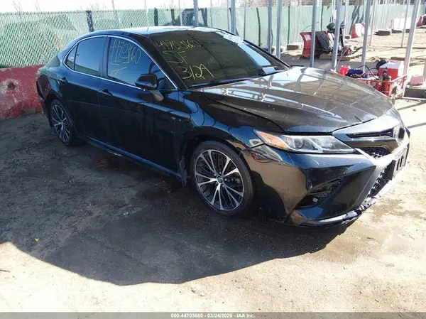4T1B11HK9KU226062 2019 TOYOTA CAMRY - Image 1