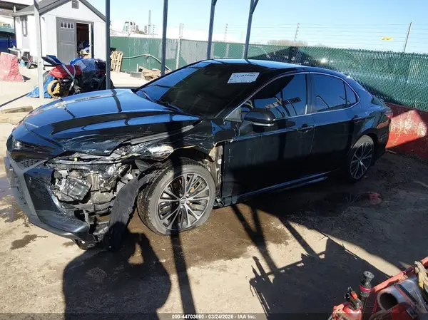 4T1B11HK9KU226062 2019 TOYOTA CAMRY - Image 2