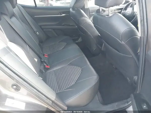 4T1B11HK9KU232458 2019 TOYOTA CAMRY - Image 8