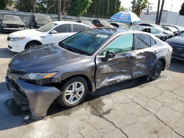 4T1B11HK9KU240060 2019 TOYOTA CAMRY - Image 1