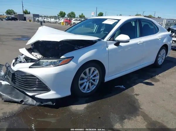 4T1B11HK9KU240639 2019 TOYOTA CAMRY - Image 2