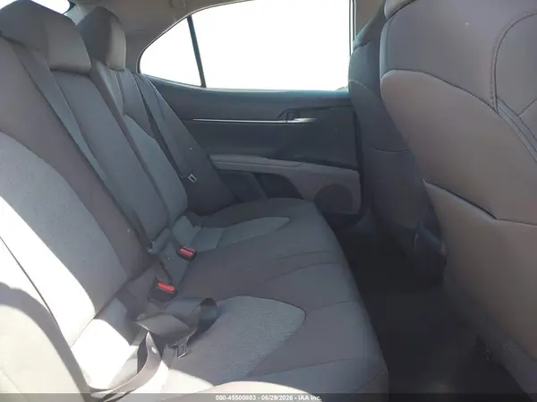 4T1B11HK9KU240639 2019 TOYOTA CAMRY - Image 8