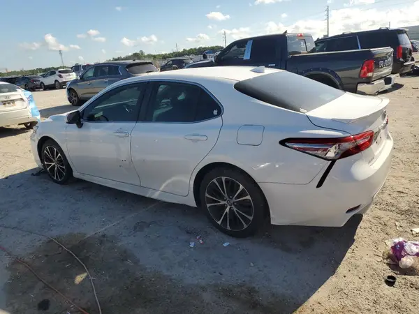 4T1B11HK9KU245162 2019 TOYOTA CAMRY - Image 2
